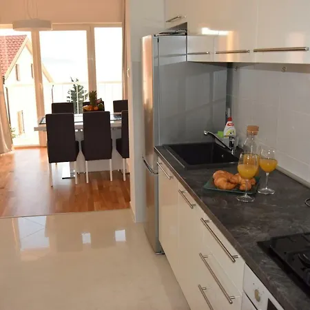 Διαμέρισμα App Lu 5 *