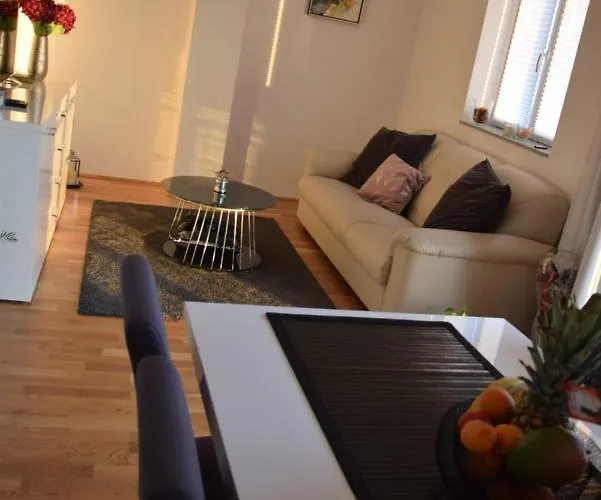 App Lu 5 Apartmán *